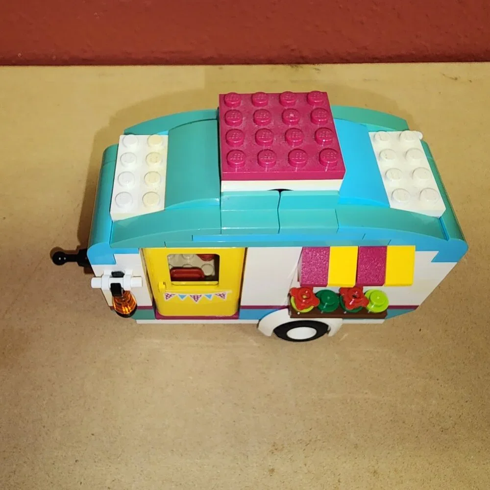 LEGO FRIENDS: Summer Caravan (41034) with Instructions and mini characters
